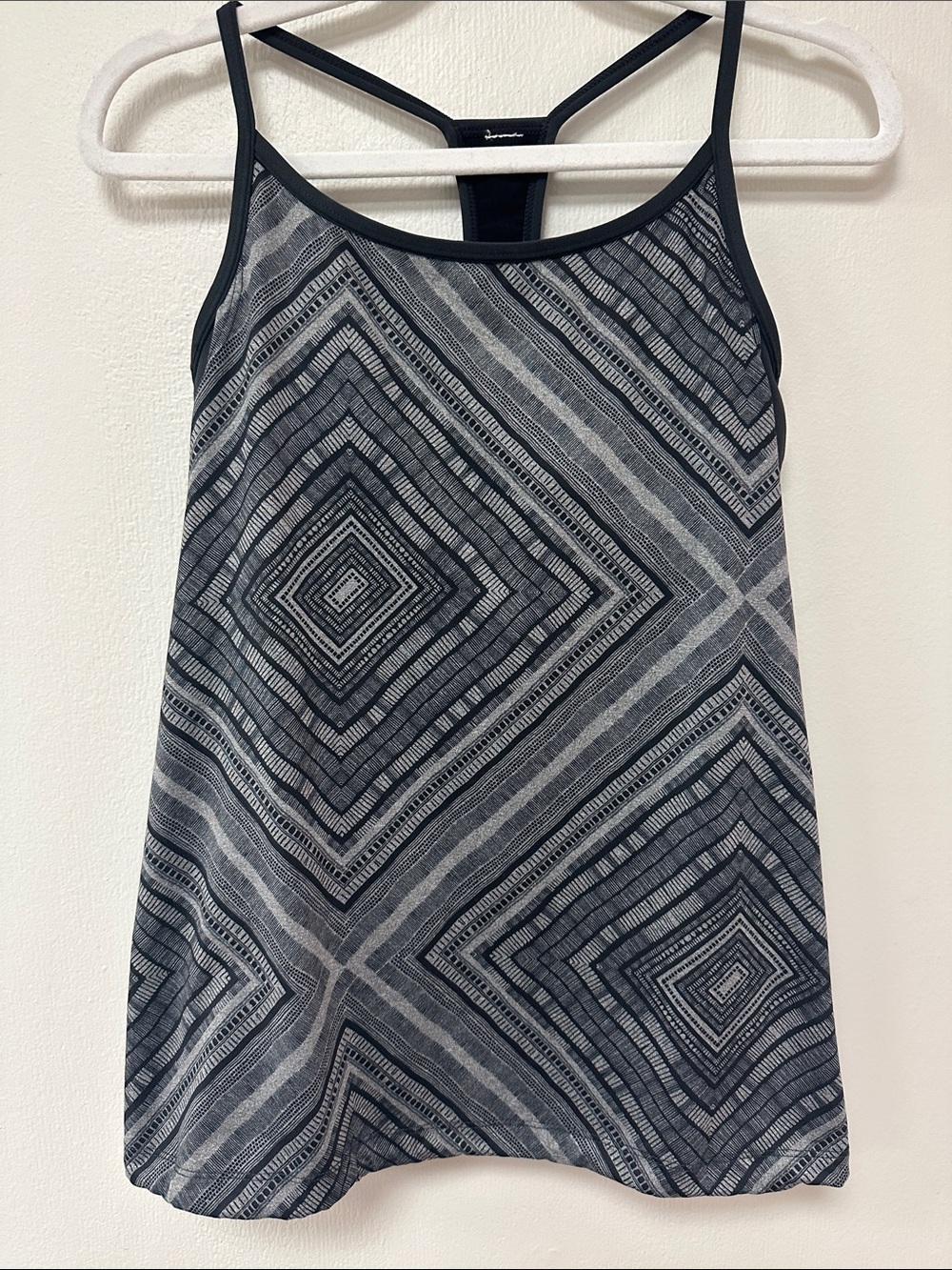 Fabletics Geometric Print Racerback Tank - Black & Gray